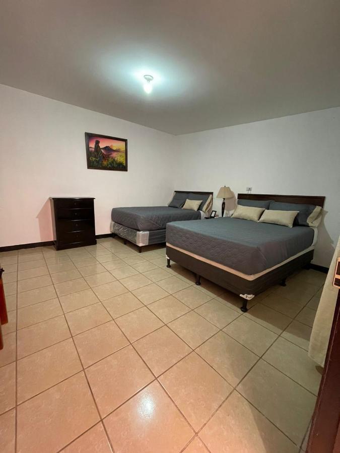Judys Home - Bed And Breakfast Retalhuleu Zewnętrze zdjęcie